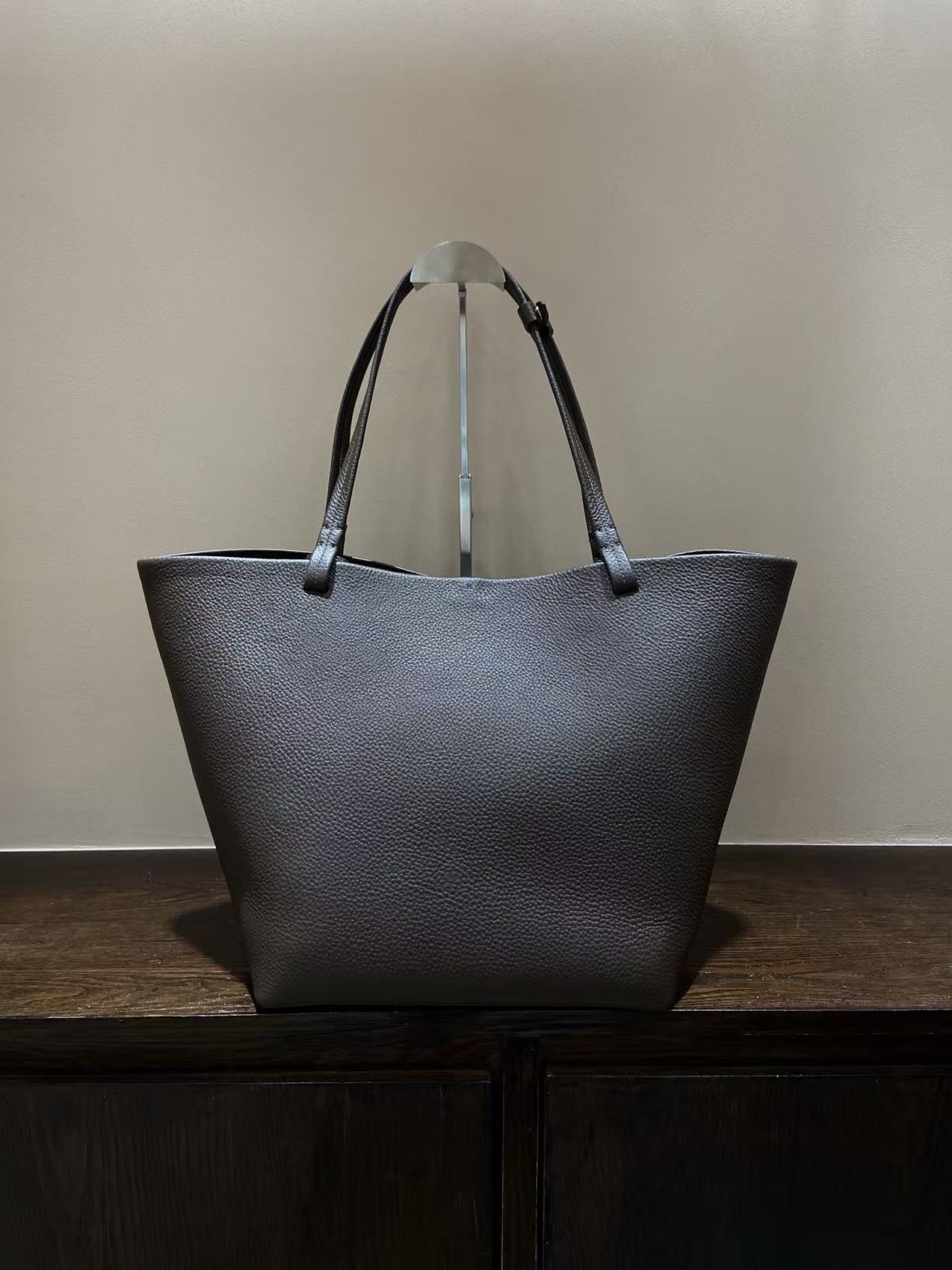 파크토드 PARK TOTE(M) 브라운(미듐) 焦糖色