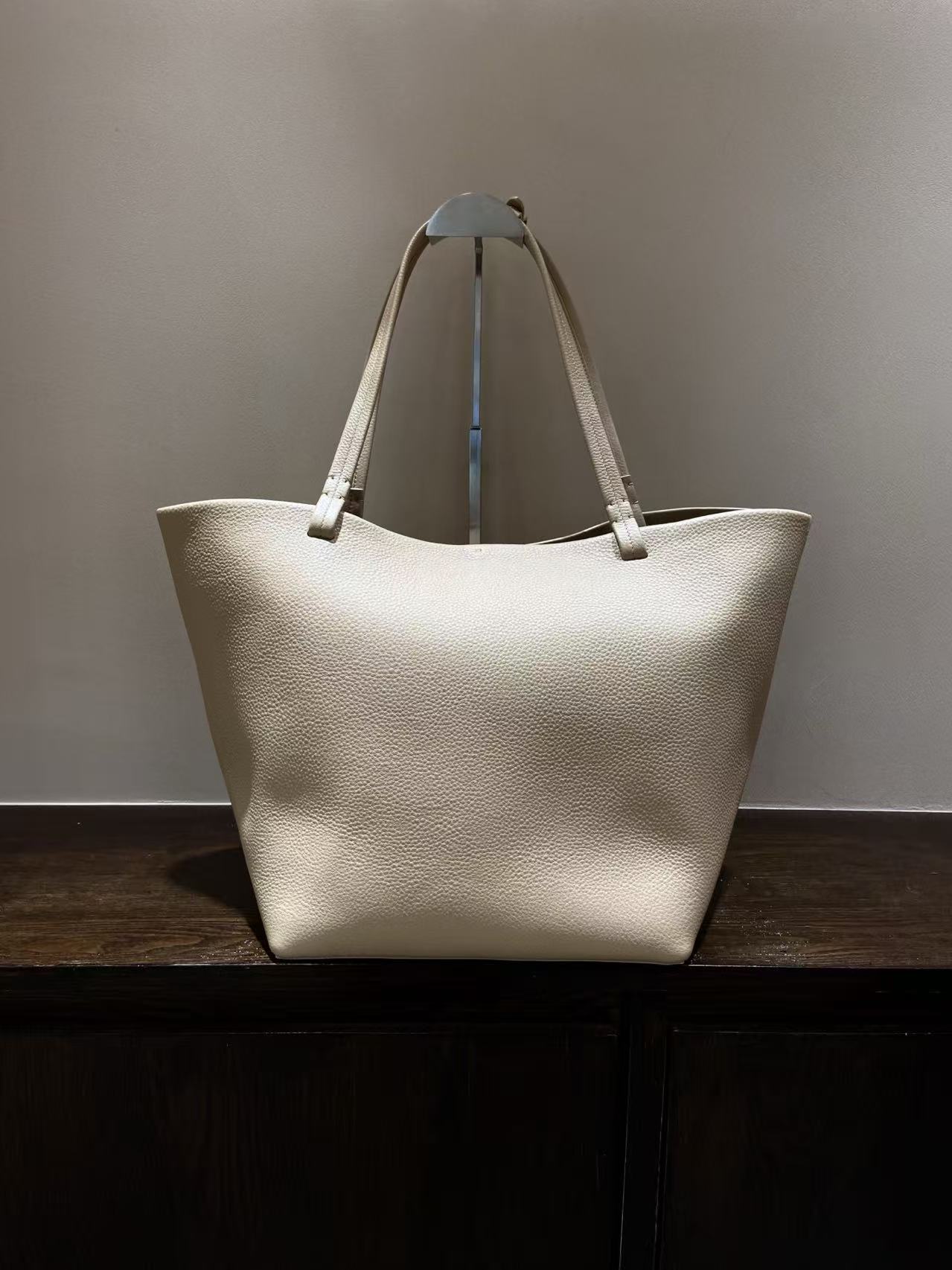 파크토드 PARK TOTE(M) 베이지 (미듐) 奶茶色
