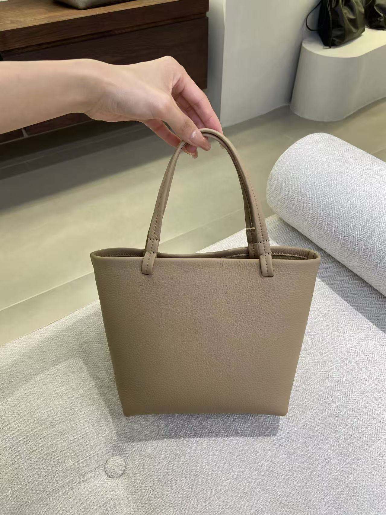 파크토드 PARK TOTE(S) 베이지 (스몰) 奶茶色