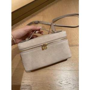 로로피아나 Loro Piana 19 누벅 丝绒奶灰