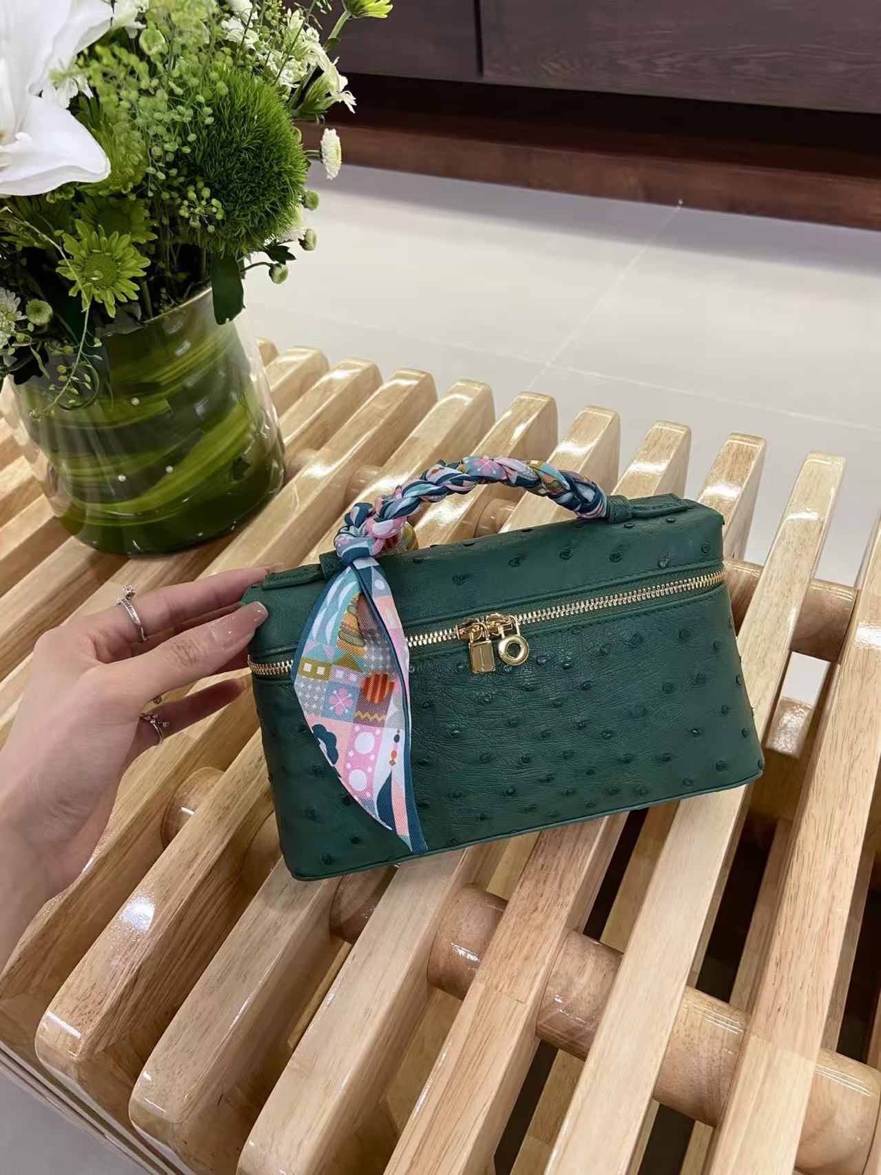 로로피아나 Loro Piana 19 타조가죽 鸵鸟皮孔雀绿