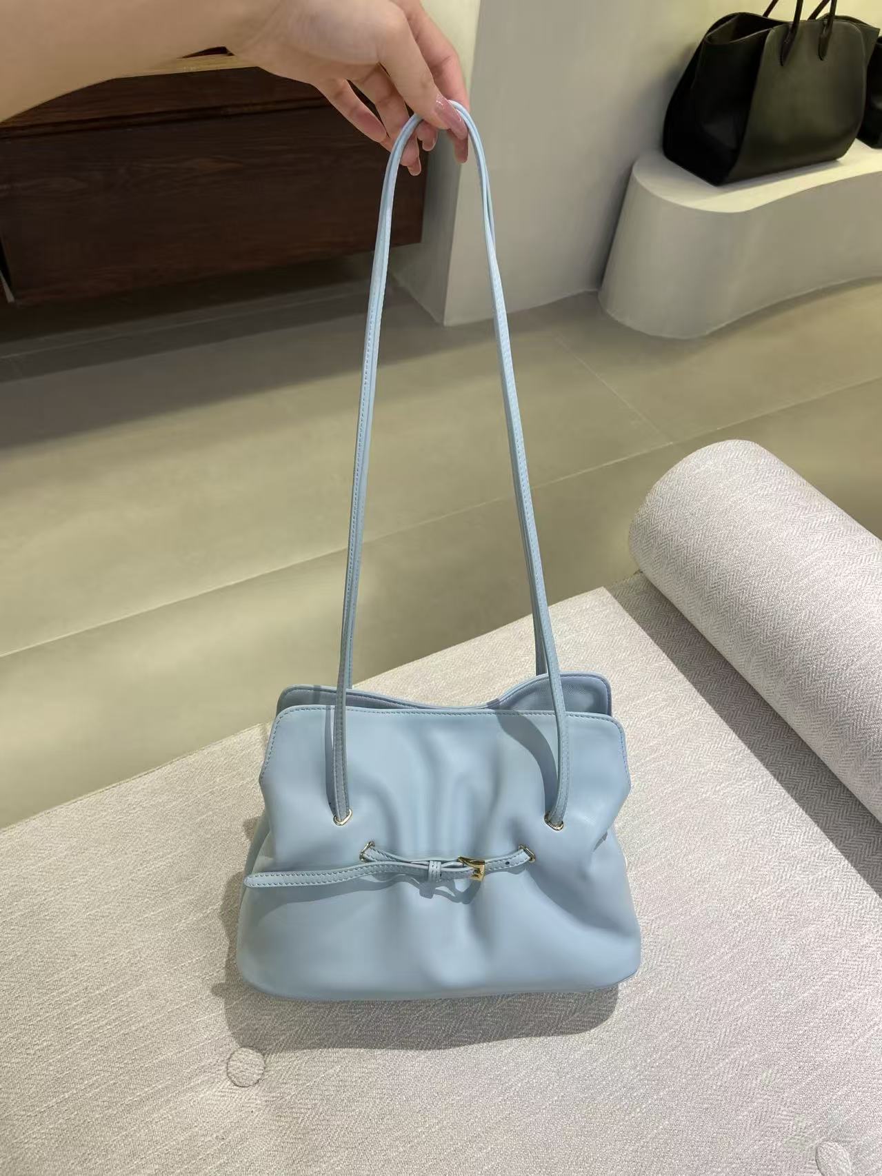 프라다 Prada 다다백 하늘색 天蓝色