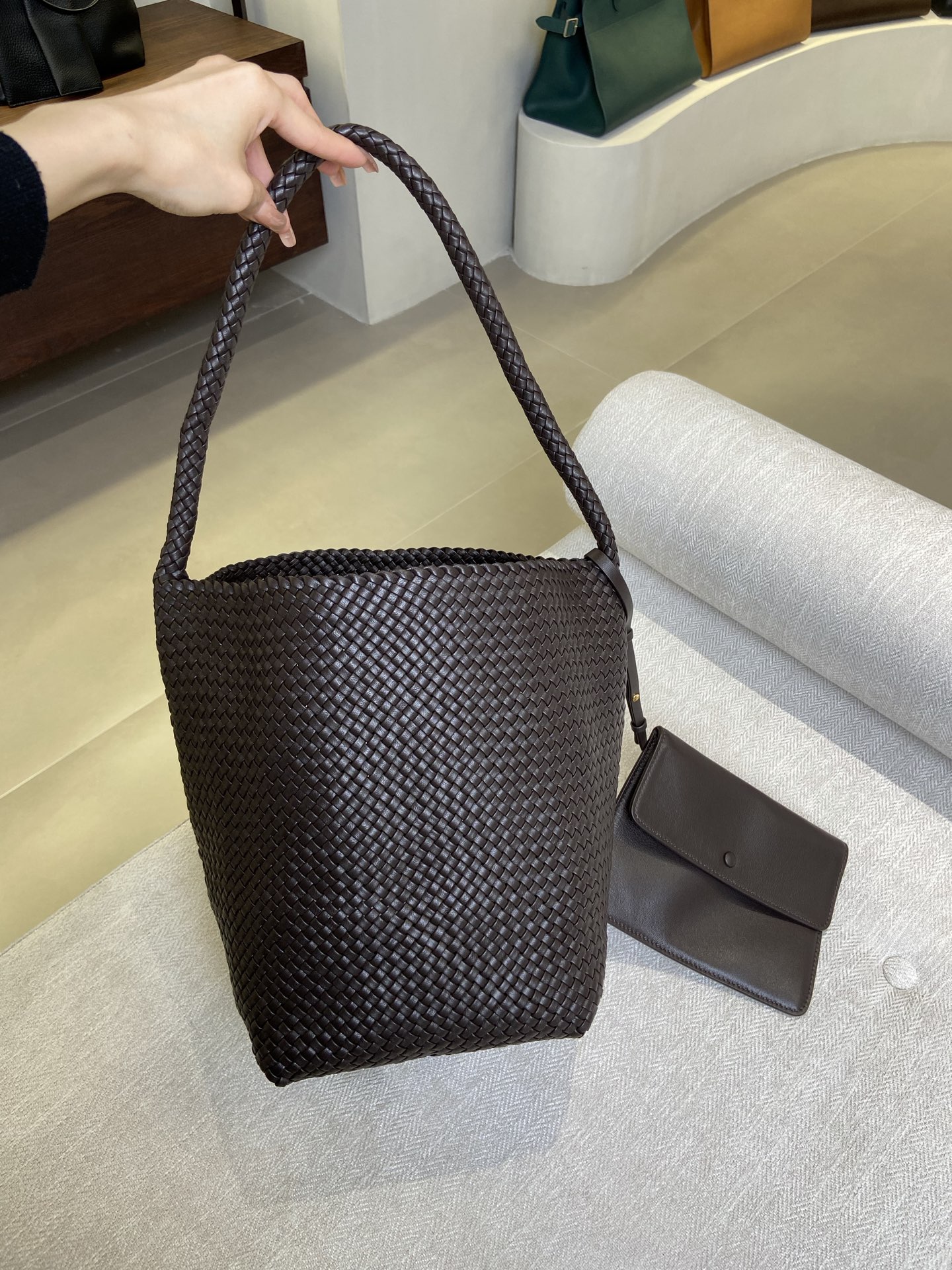 中号编制水桶（乌木色）