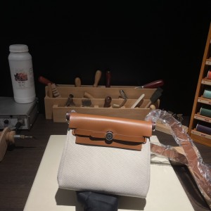 Her bag mini金棕银扣